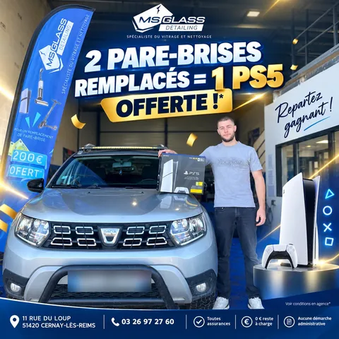 Client de MS Glass Detailing avec son cadeau, PlayStation 5, photo publiée le 10/09/2026